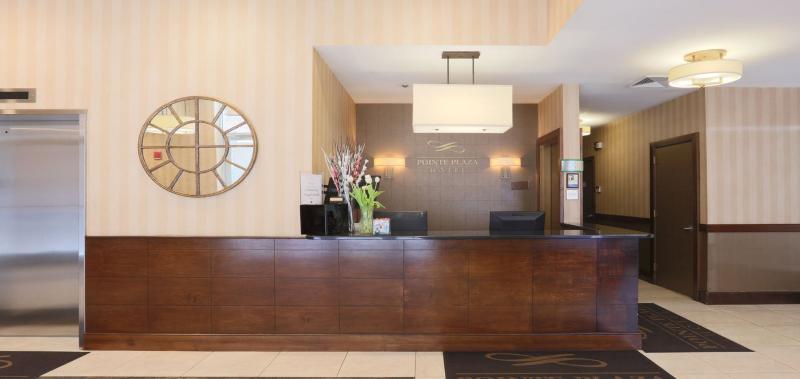 Hotel Pointe Plaza 3*